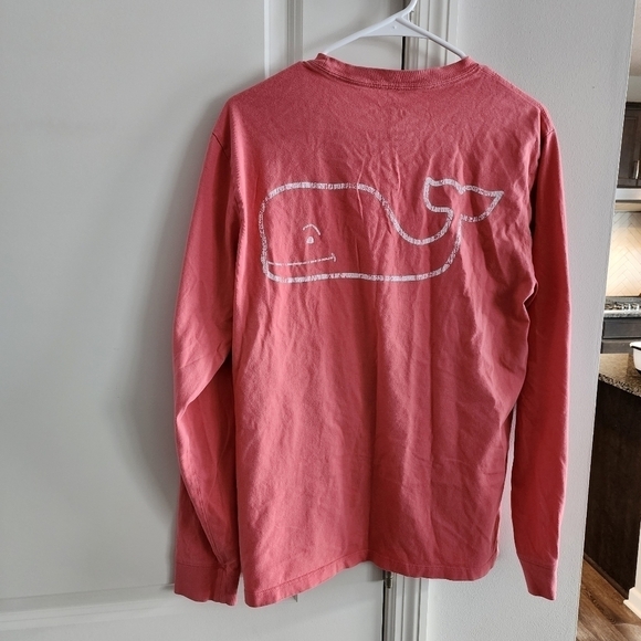 Vineyard Vines Garment-Dyed Vintage Whale Long-Sleeve Pocket Tee - Picture 2 of 4